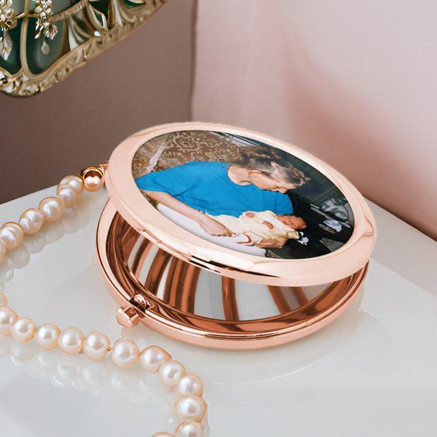 COMPACT MIRRORS